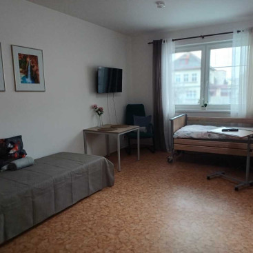 Nová pomoc pro&nbsp;seniory v&nbsp;nouzi: od&nbsp;dubna nabízíme bezpečné přechodné bydlení