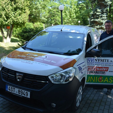 V Novém Boru jezdí už druhý sociální automobil